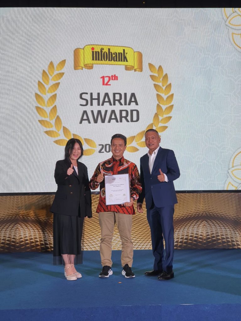 BPR SYARIAH UII SATU-SATUNYA BPR SYARIAH DIY KATEGORI DIATAS Rp. 100 MILYAR MENDAPAT INFOBANK AWARD
